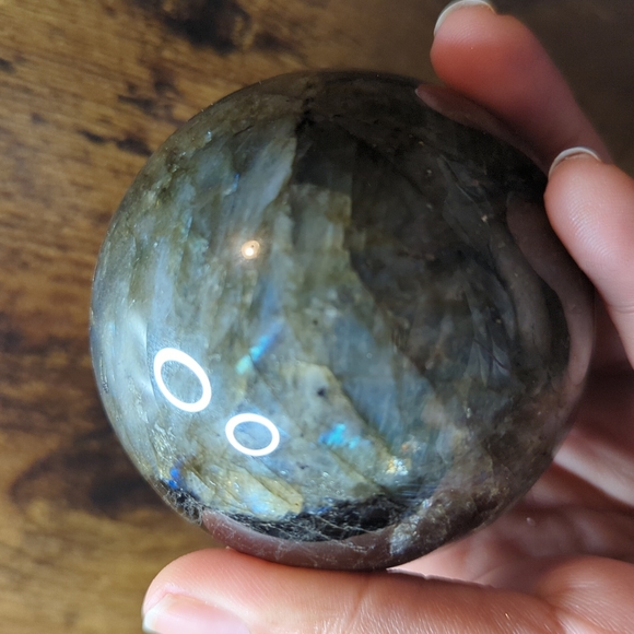 Labradorite Sphere - Picture 4 of 8